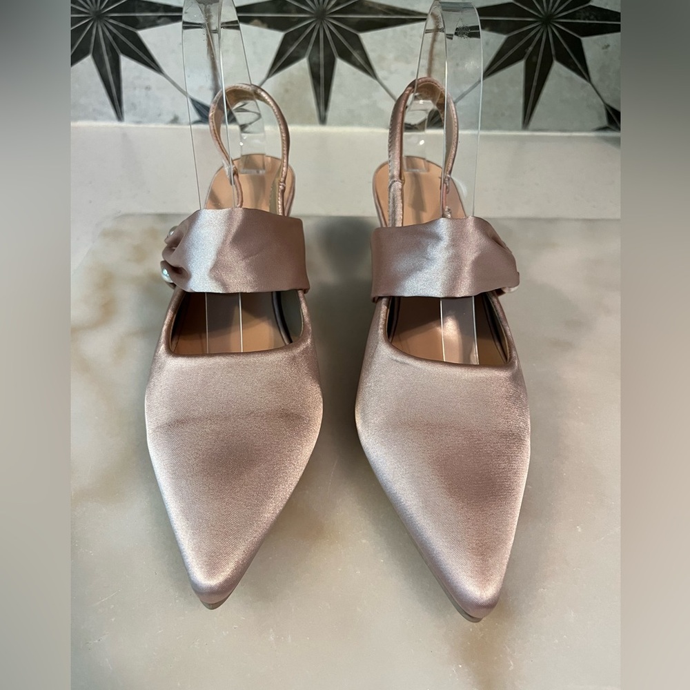SOLD OUT! NEW Satin Faux Pearl Decor Slingback Pumps - Picture 10 of 13